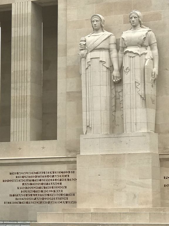 America and France, figures on the monument